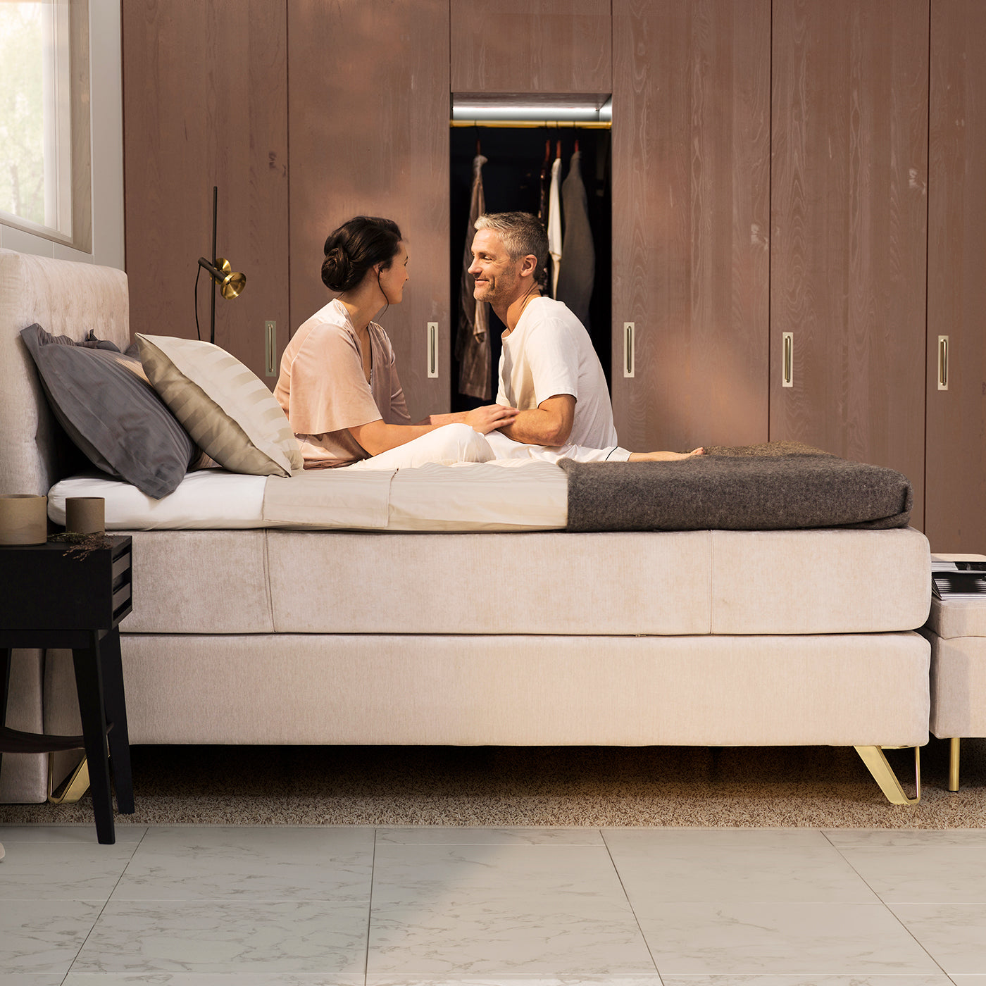 Marbella premoum bed jensen bed beige with couple
